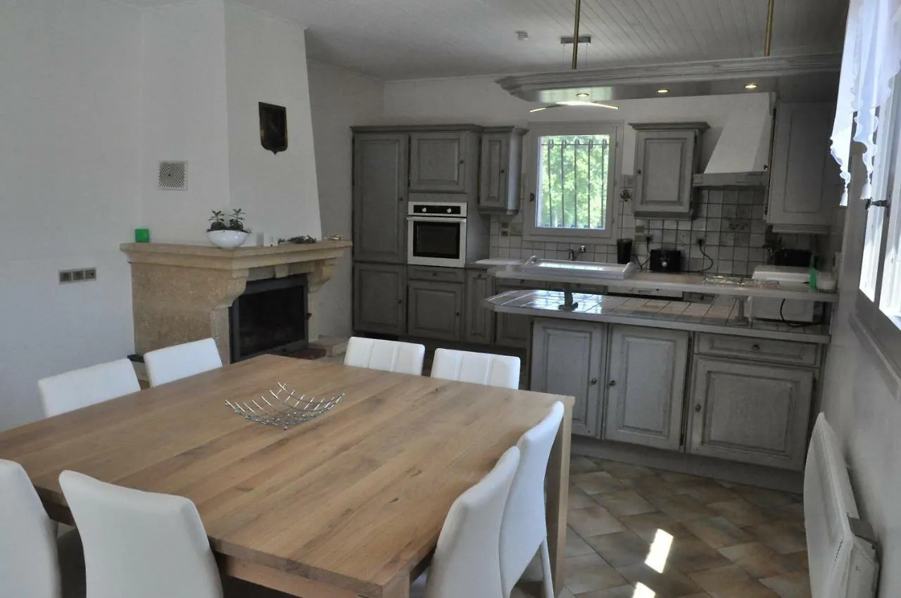 Les Prairies De L'Encreme Villa Cereste France